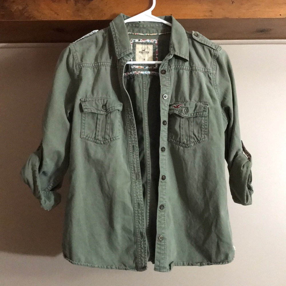 Hollister shirt